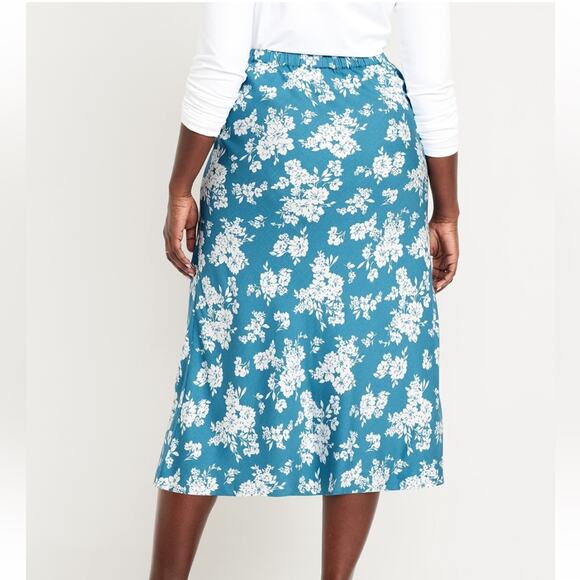 Old Navy Bold Floral Crepe A-Line Midi Skirt - Picture 8 of 12
